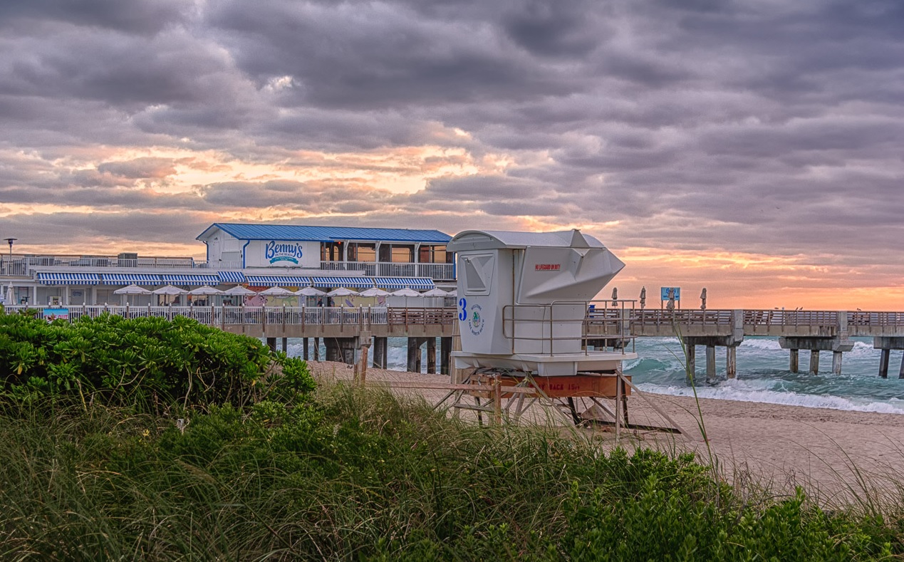 Benny's On the Beach, Florida