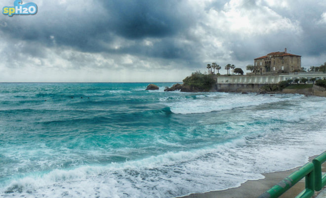 Onde & nuvole difronte la chiesetta